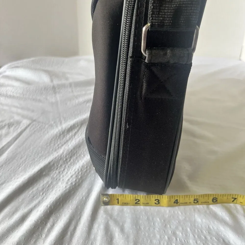 Harifin Black Nylon 15-Inch Laptop Bag With Long Strap And 2 Outer Pockets NWT!
